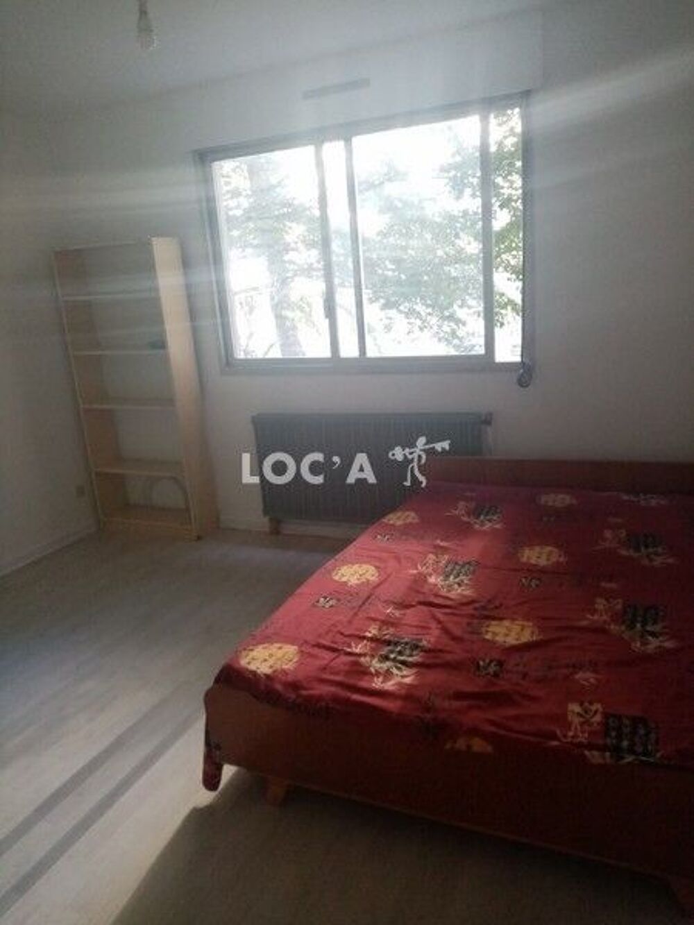 625€CC / Mois A VISITER !! BRON Studio de 21m² compos....
