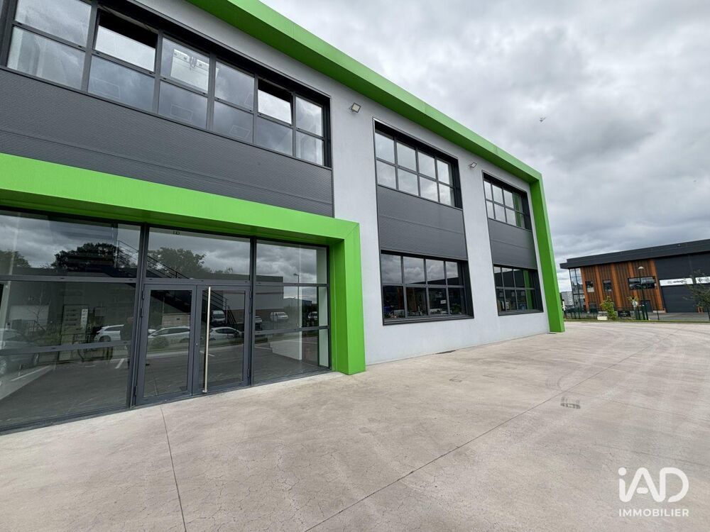   Location Local d'activités 200 m&sup2; 