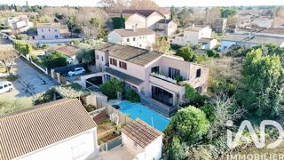  Immeuble à vendre 296 m²