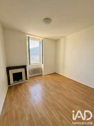  Immeuble à vendre 82 m²