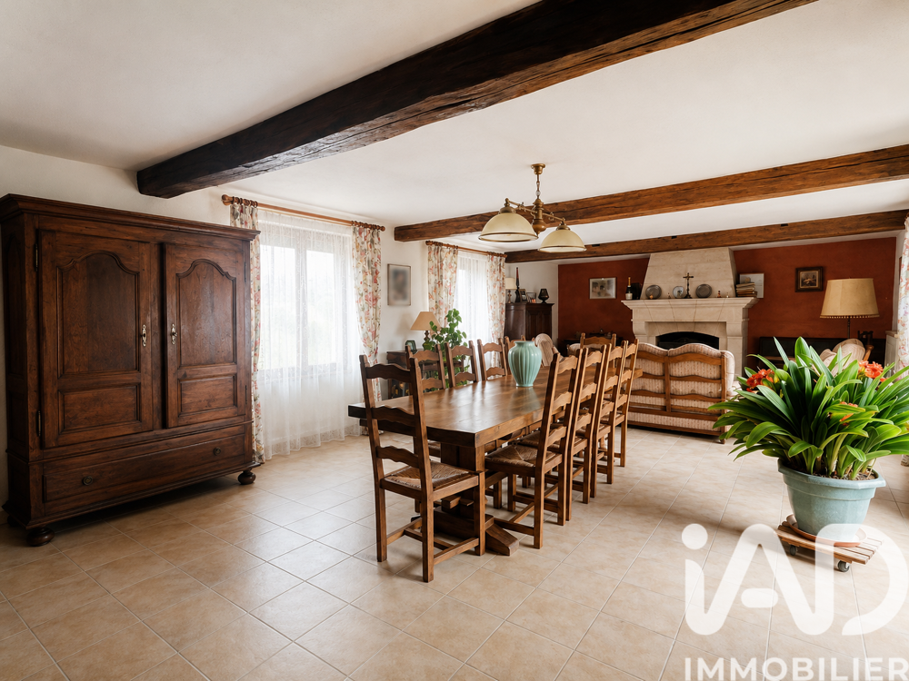 Vente Maison Vente Maison/villa 8 pièces Courtisols