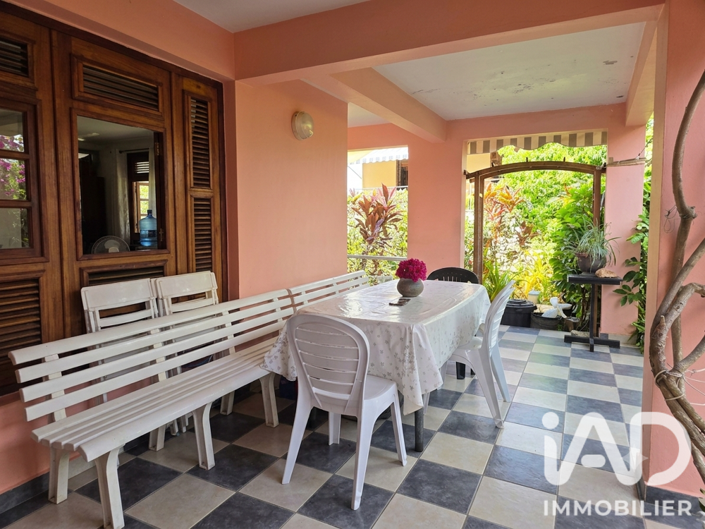 Vente Maison Vente Maison/villa 10 pièces Sainte-anne