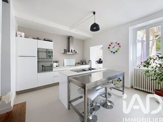  Maison � vendre 9 pi�ces 235 m�