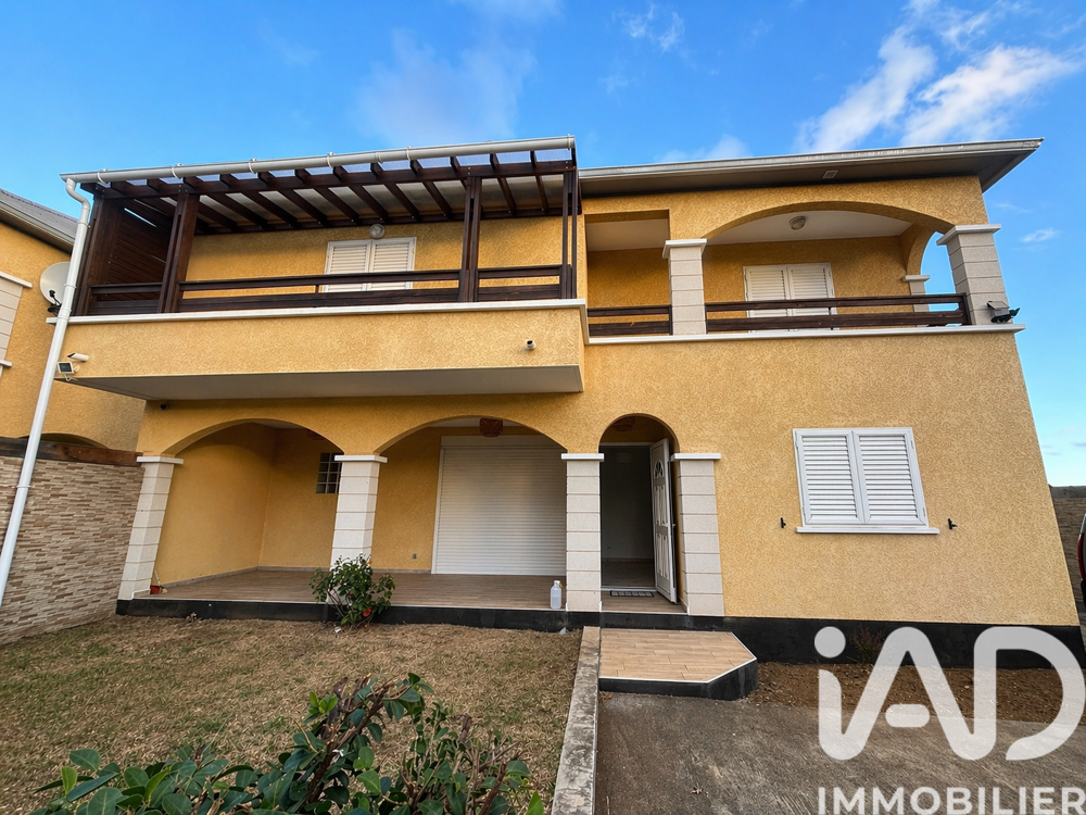 vente Maison - 5 pièce(s) - 135 m² Saint-Pierre (97410)