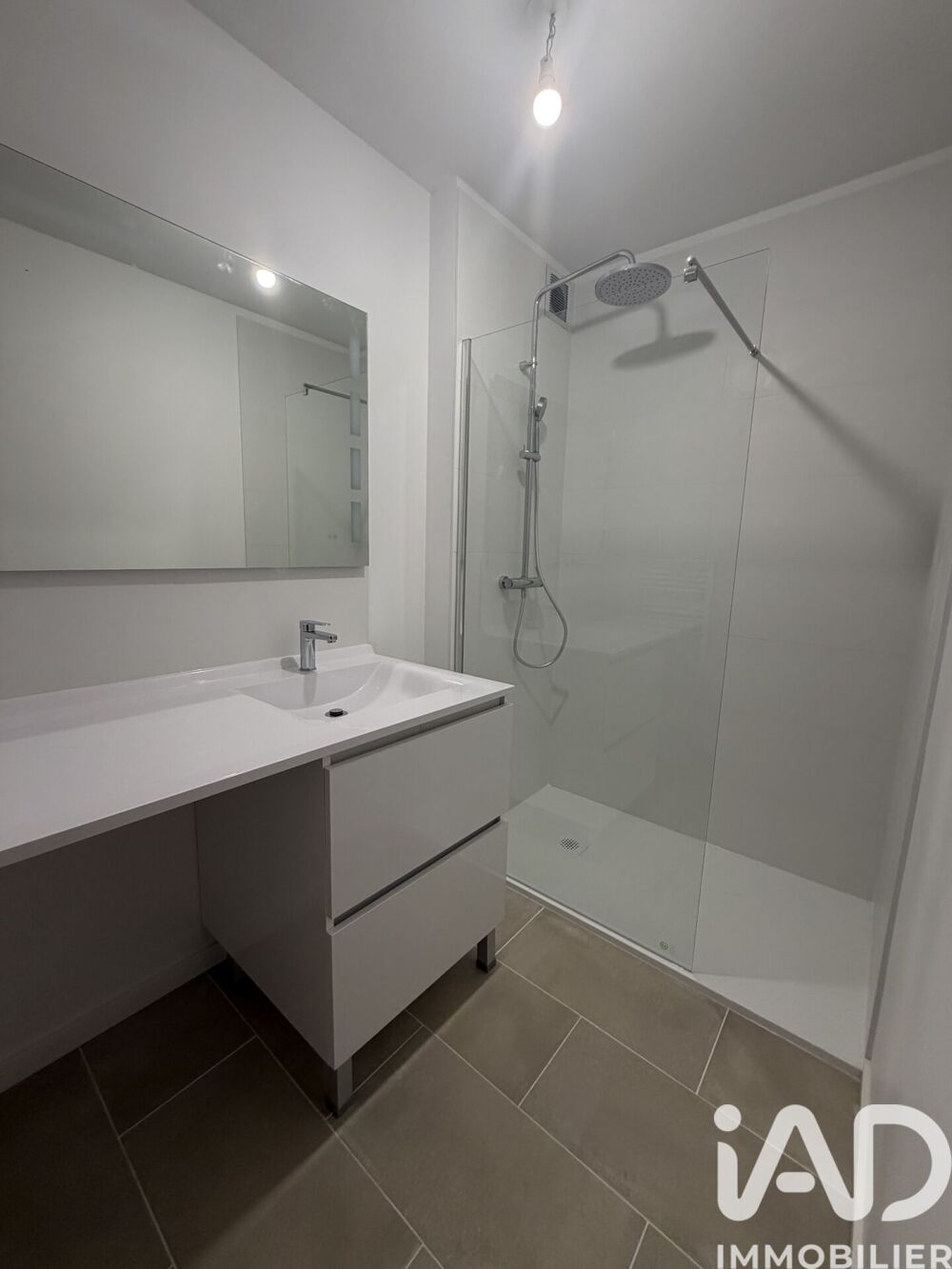 location Appartement - 2 pièce(s) - 42 m² Salon-de-Provence (13300)