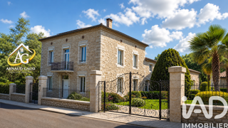  Maison � vendre 8 pi�ces 220 m�