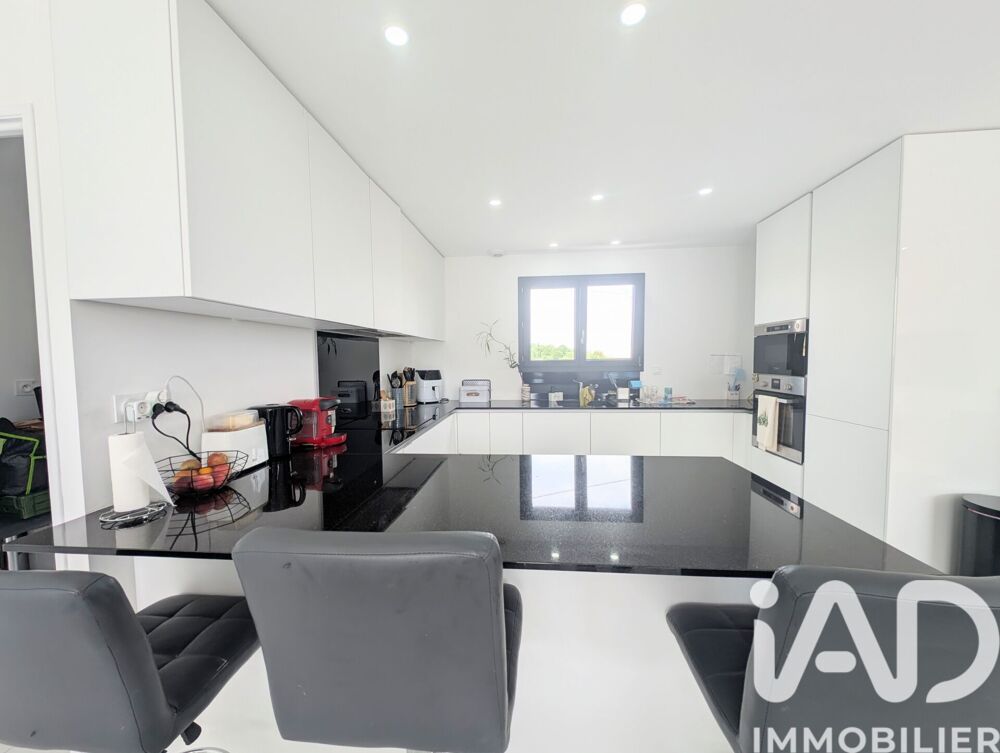 Vente Maison Vente Maison/villa 5 pièces Mérilheu