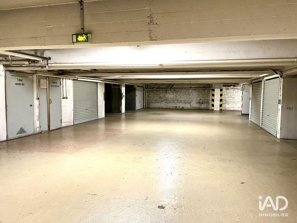 Location Parking/Garage Location Parking 11 m&sup2; Paris 7