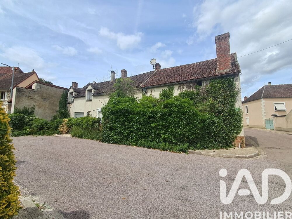 Maison 2 pièces 158 m² · à La Chapelle-Vaupelteigne · 158 m² · 45 000 €