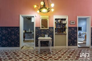  Maison à vendre 8 pièces 331 m²