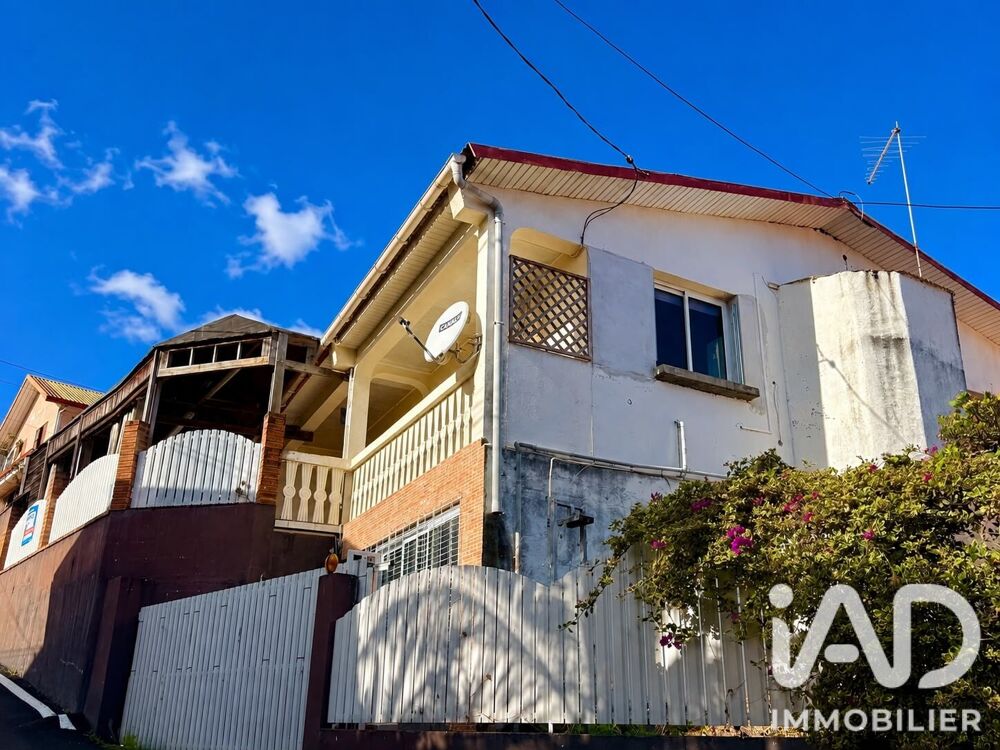 Maison 5 pièces 140 m² · à Le Tampon · 140 m² · 270 000 €