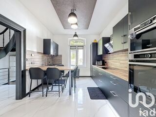  Maison � vendre 6 pi�ces 198 m�