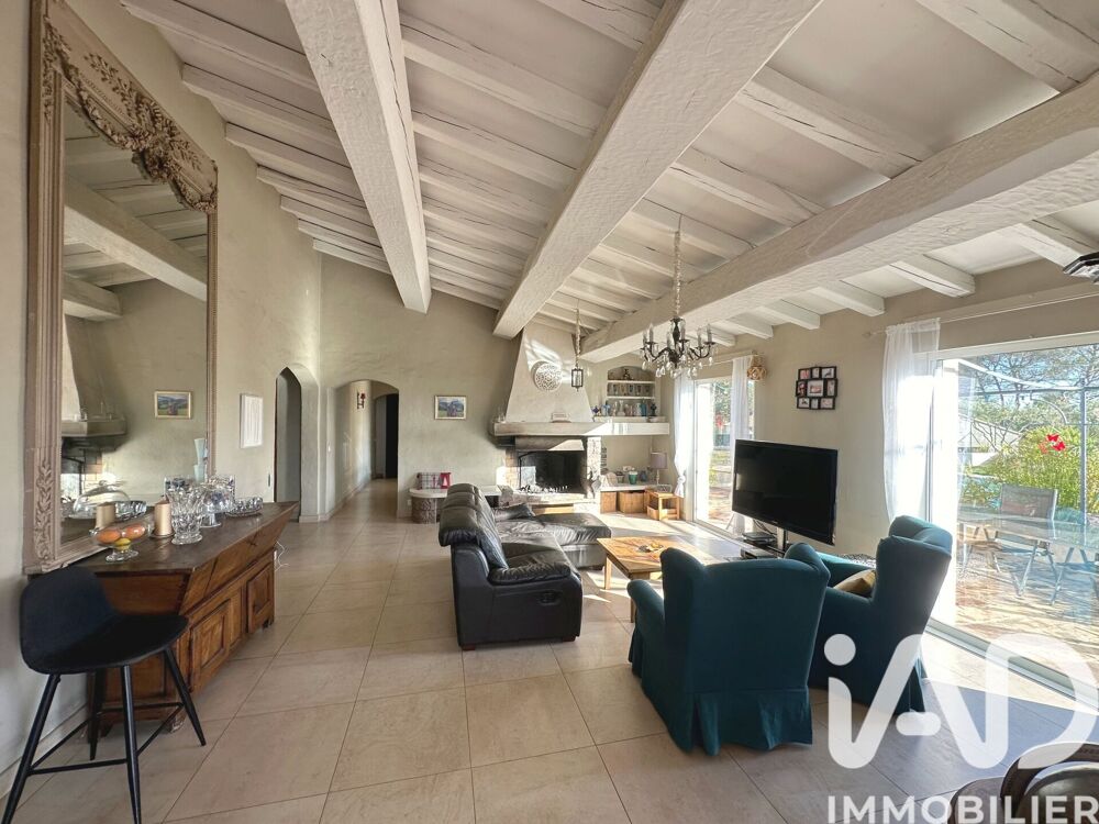 à vendre  Maison Roquebrune-sur-Argens (83520)