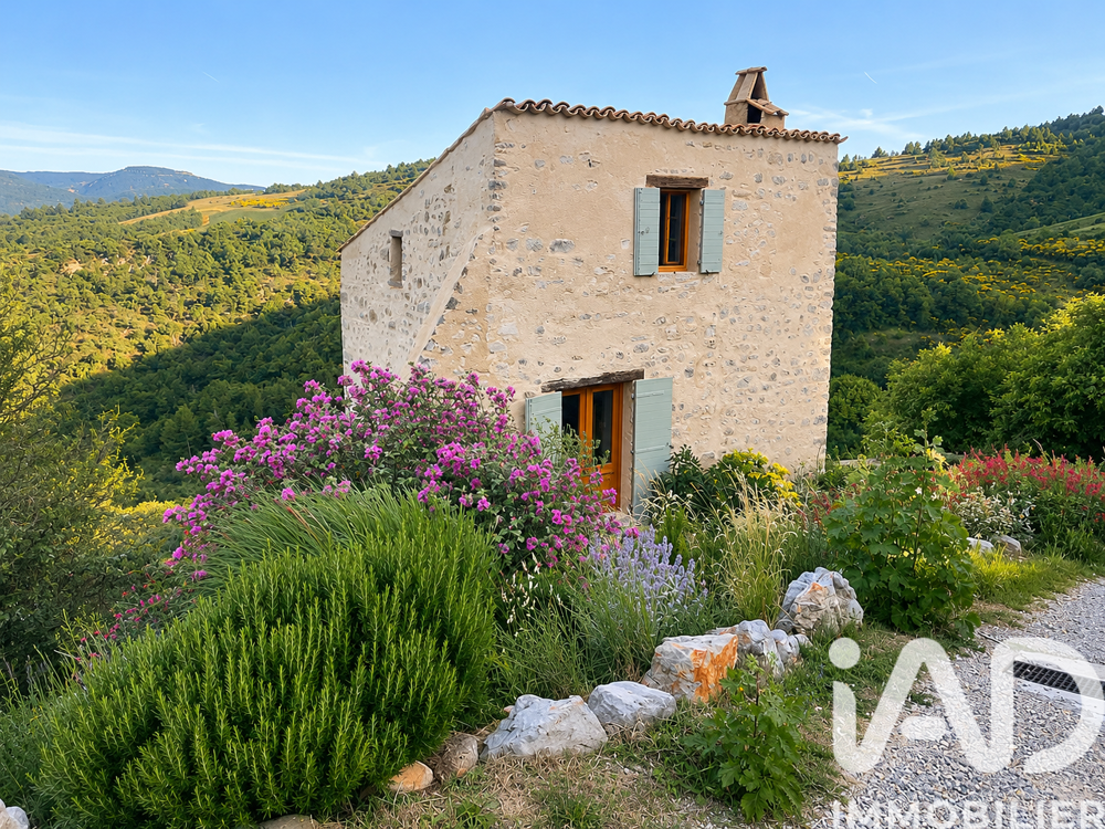 Vente Maison Vente Maison/villa 2 pièces Le poët-sigillat