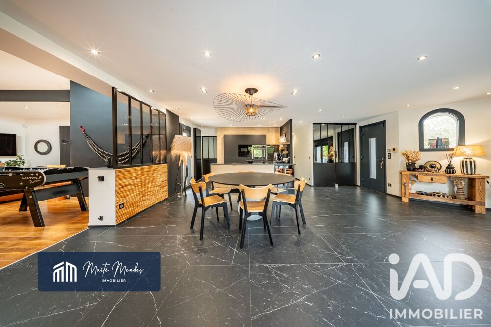 à vendre  Maison Saint-Marcellin-en-Forez (42680)