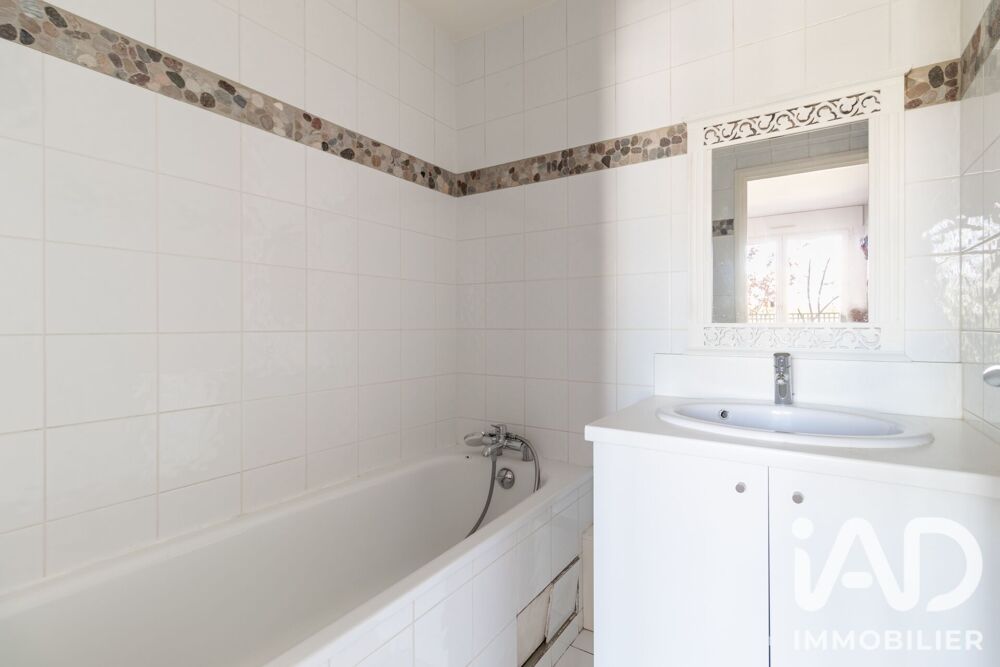 à vendre  Appartement Courbevoie (92400)