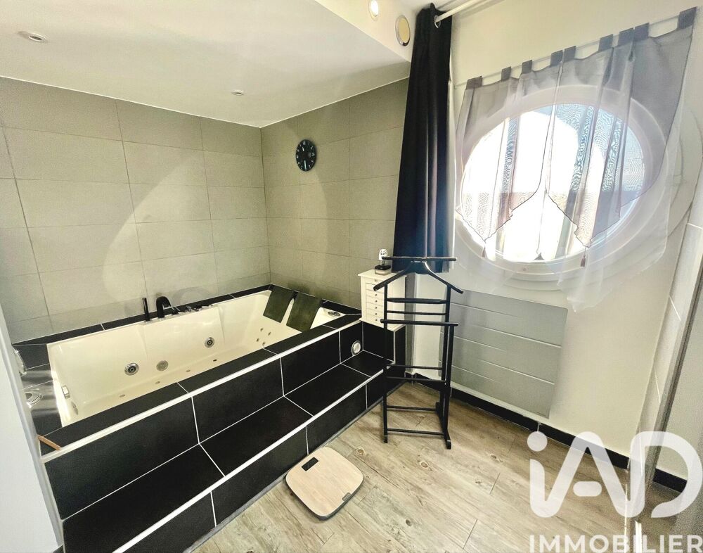 à vendre  Appartement Cergy (95000)