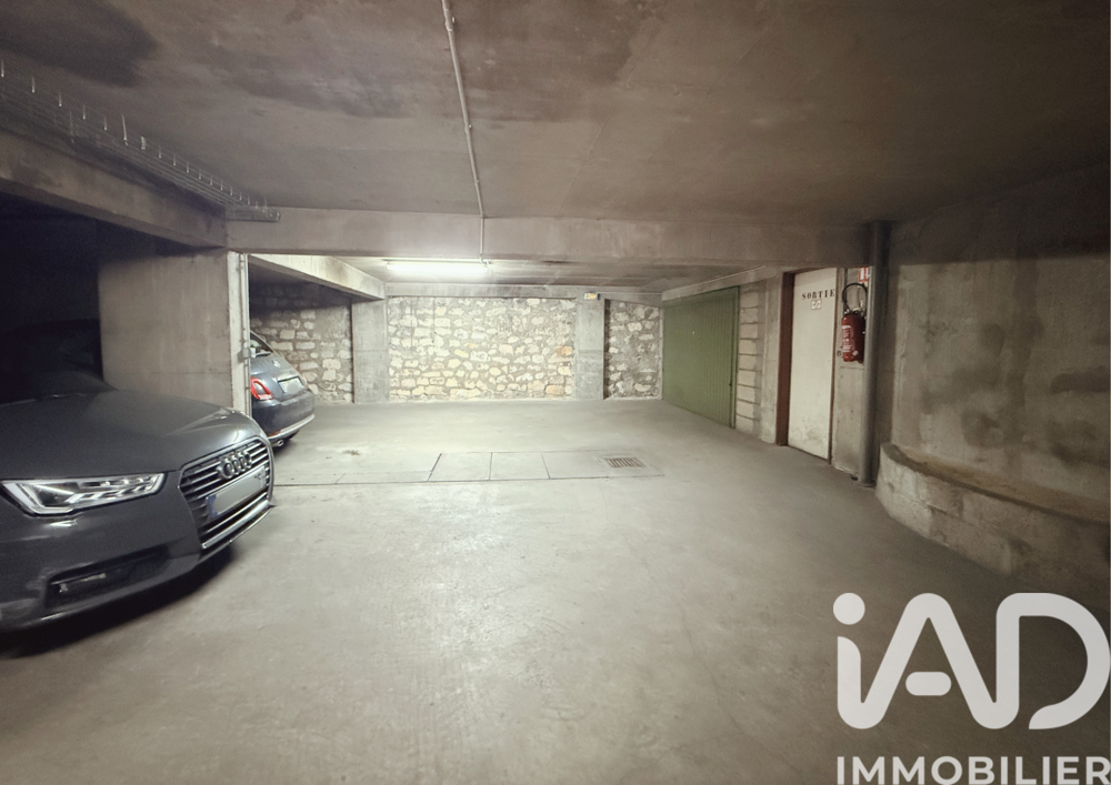 Vente Parking/Garage Vente Parking 24 m&sup2; Paris 17