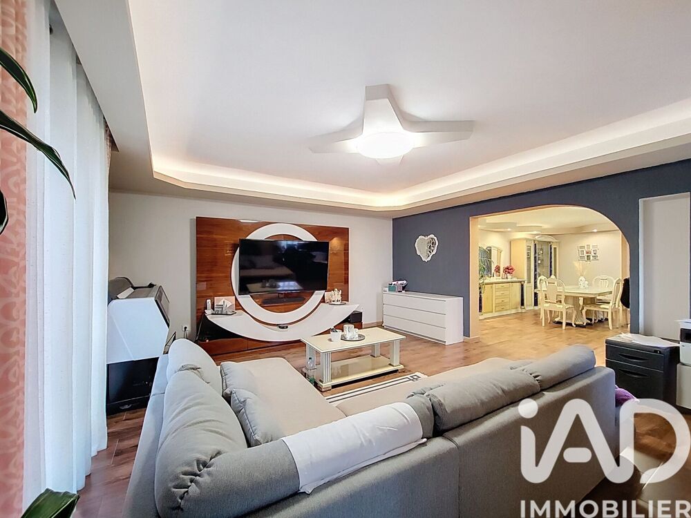 Vente Maison Vente Maison/villa 8 pièces Tauriac