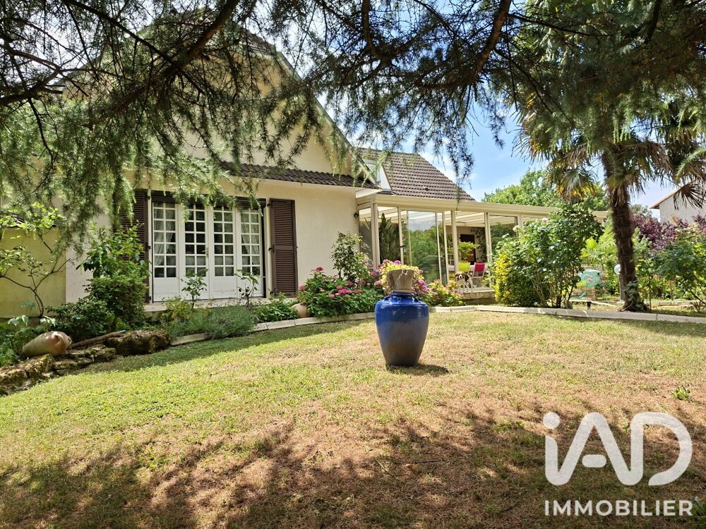 Vente Maison Vente Maison traditionnelle 9 pièces Vouneuil-sous-biard