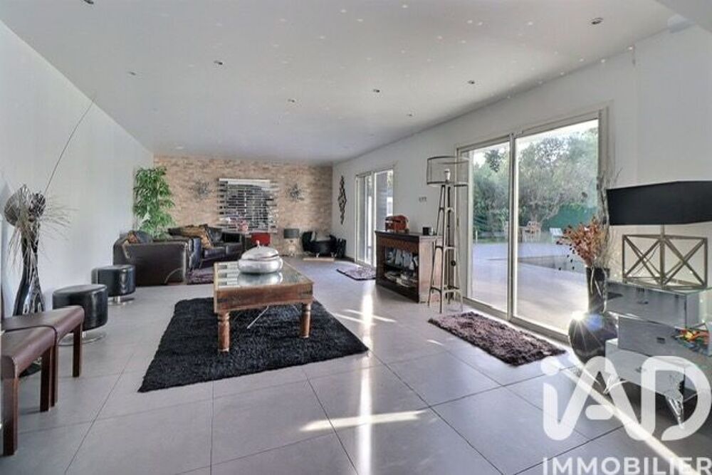 à vendre  Maison Saint-Raphaël (83700)