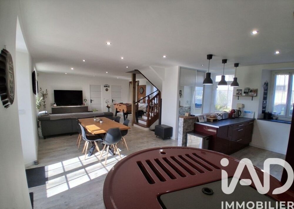 vente Maison - 6 pièce(s) - 137 m² Pacé (35740)
