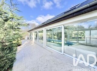  Maison à vendre 10 pièces 361 m²