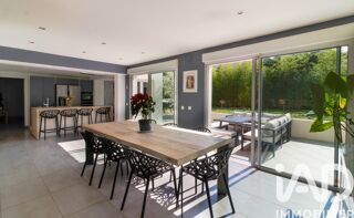  Maison à vendre 9 pièces 243 m²