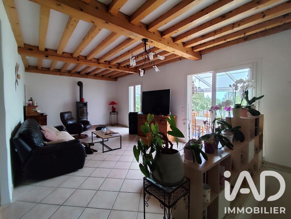 Vente Maison Vente Maison/villa 6 pièces Montéléger