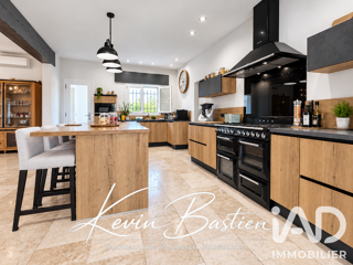 Vente Maison Vente Maison de campagne 5 pièces Châteaurenard
