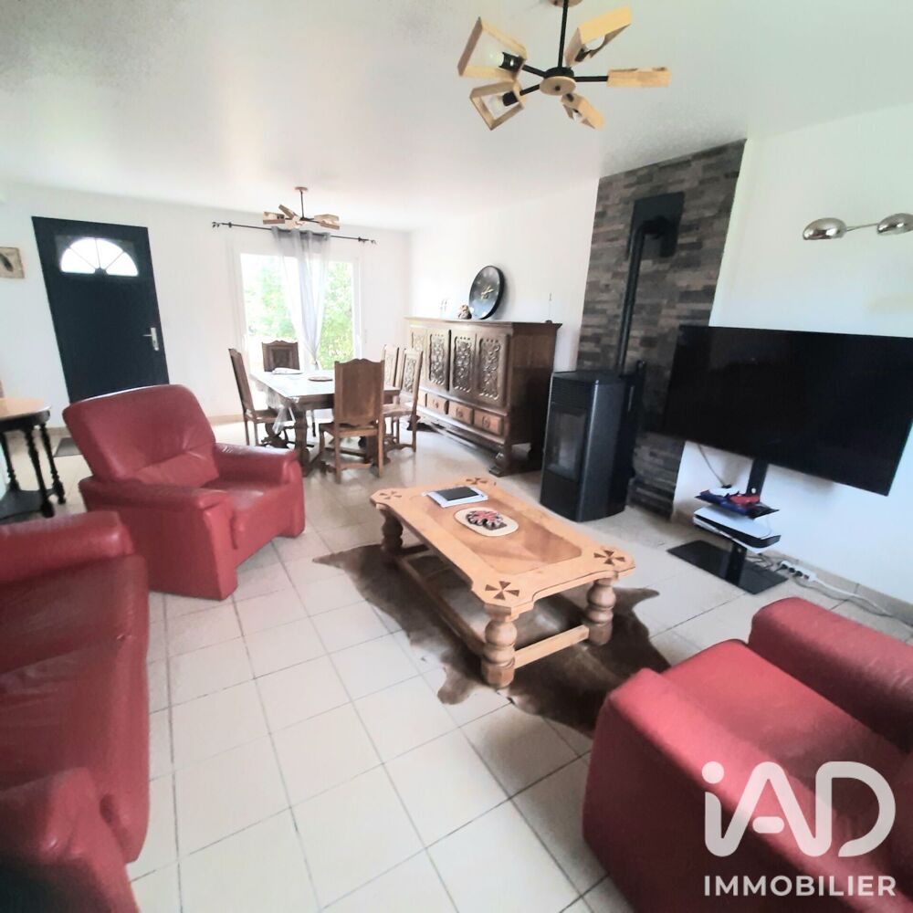 Vente Maison Vente Maison/villa 5 pièces Carhaix
