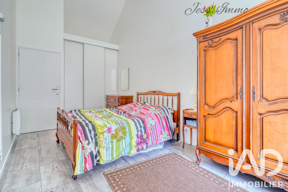 à vendre  Maison La Ville-du-Bois (91620)