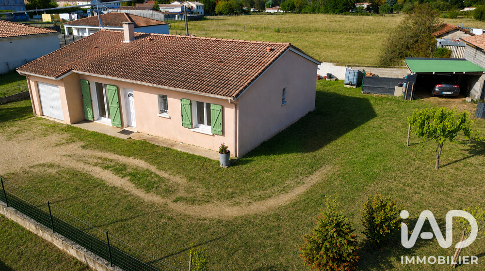 Vente Maison Vente Maison traditionnelle 4 pièces Les Églisottes-et-chalaures