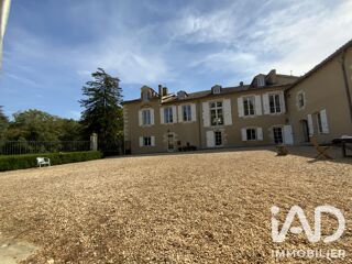  Maison à vendre 15 + pièces 1100 m²
