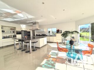  Maison à vendre 9 pièces 356 m²