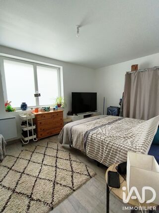  Appartement à louer 3 pièces 74 m²