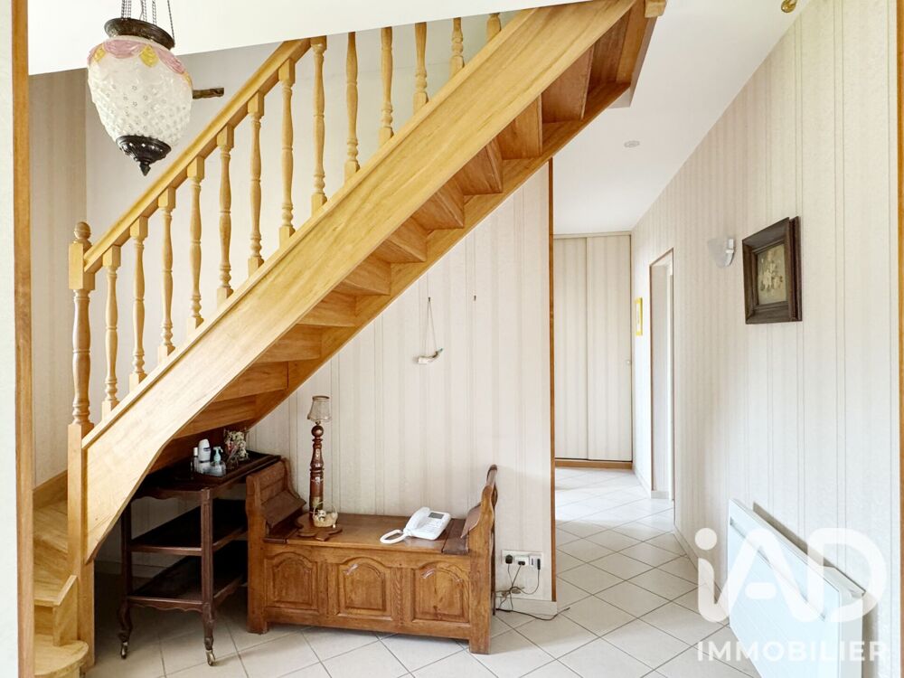 vente Maison - 5 pièce(s) - 140 m² Poix-de-Picardie (80290)