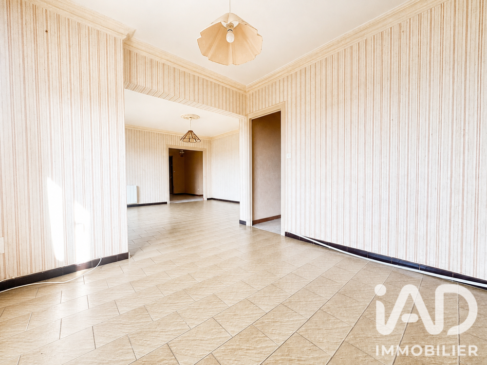Vente Appartement Vente Appartement 5 pièces Saint-bonnet-le-château
