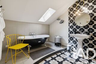  Maison à vendre 14 pièces 690 m²