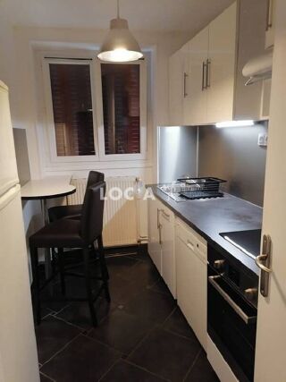  Appartement à louer 4 pièces 60 m²