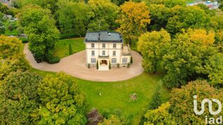  Maison à vendre 15 + pièces 432 m²