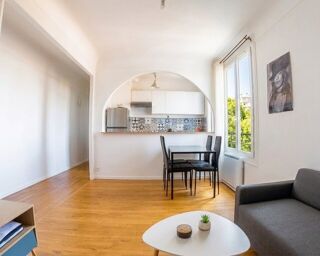  Appartement à louer 2 pièces 39 m²