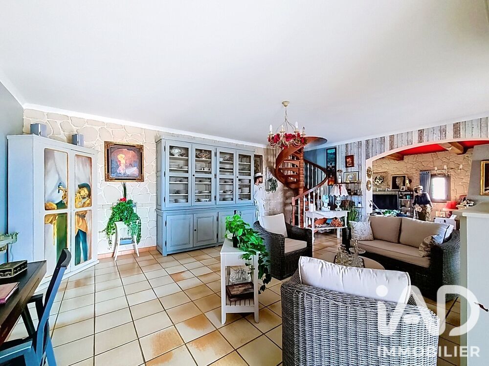 Vente Maison Vente Maison/villa 6 pièces Saint-gilles