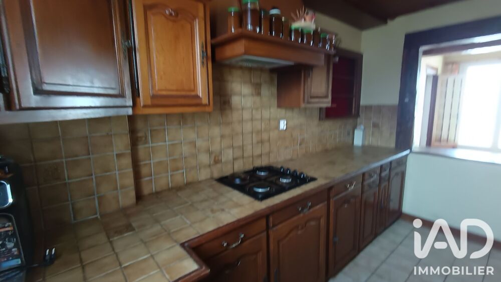 vente Maison - 5 pièce(s) - 118 m² Sablé-sur-Sarthe (72300)