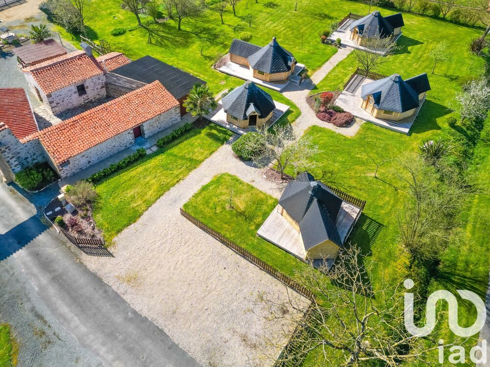 à vendre  Maison Les Herbiers (85500)