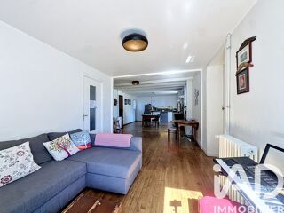  Immeuble à vendre 211 m²