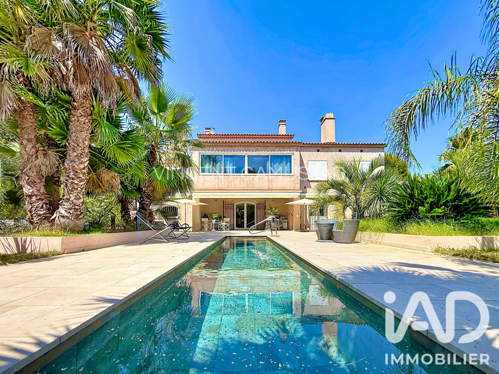 Vente Maison Vente Maison traditionnelle 6 pièces Sanary-sur-mer