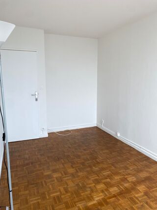  Appartement à louer 3 pièces 74 m²