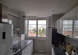  Appartement � louer 4 pi�ces 79 m�