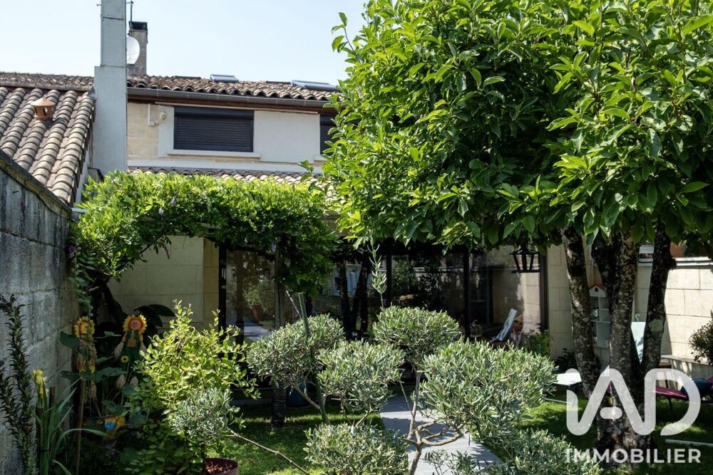 à vendre  Maison Saint-Denis-de-Pile (33910)